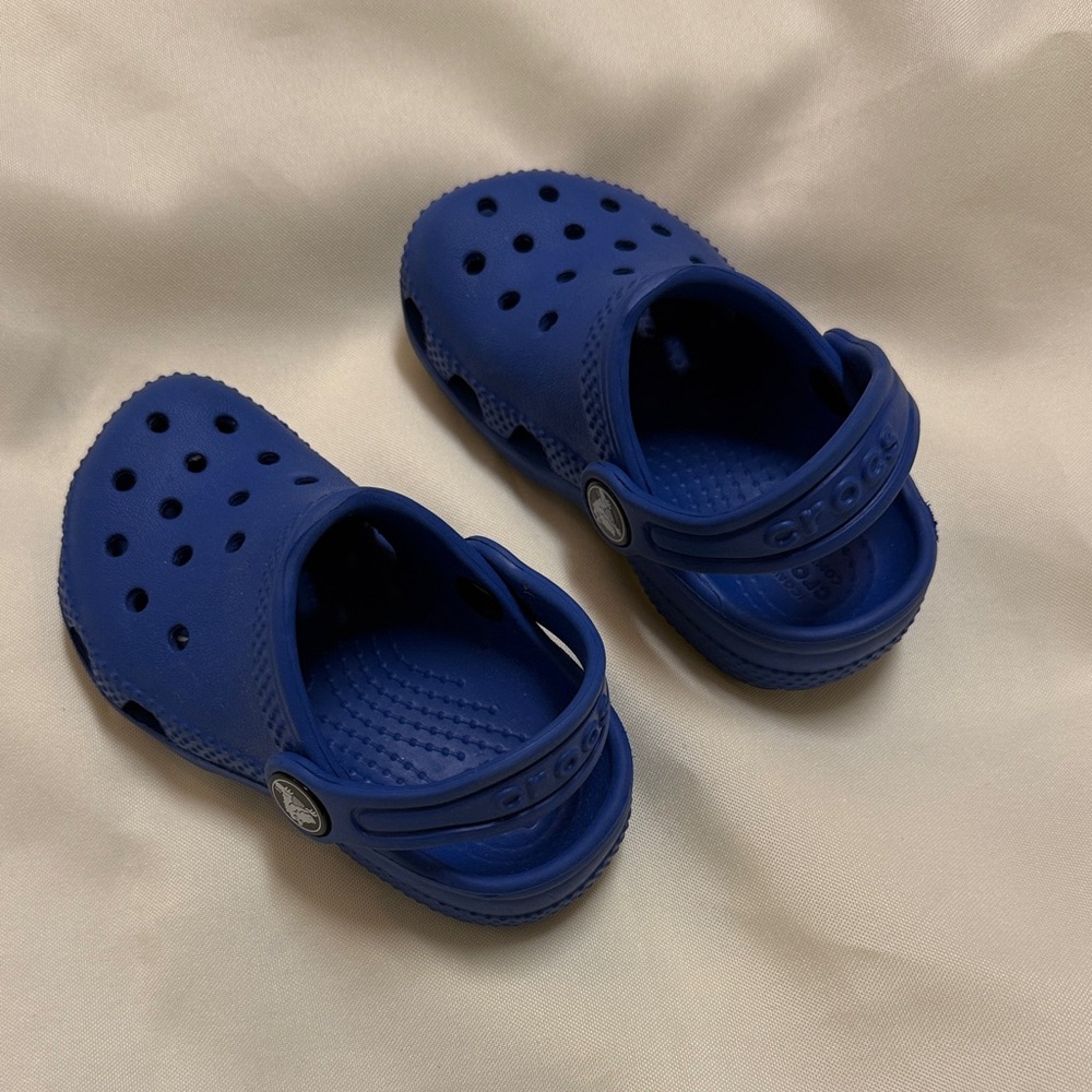 CROCS Kids Water Shoes in Navy